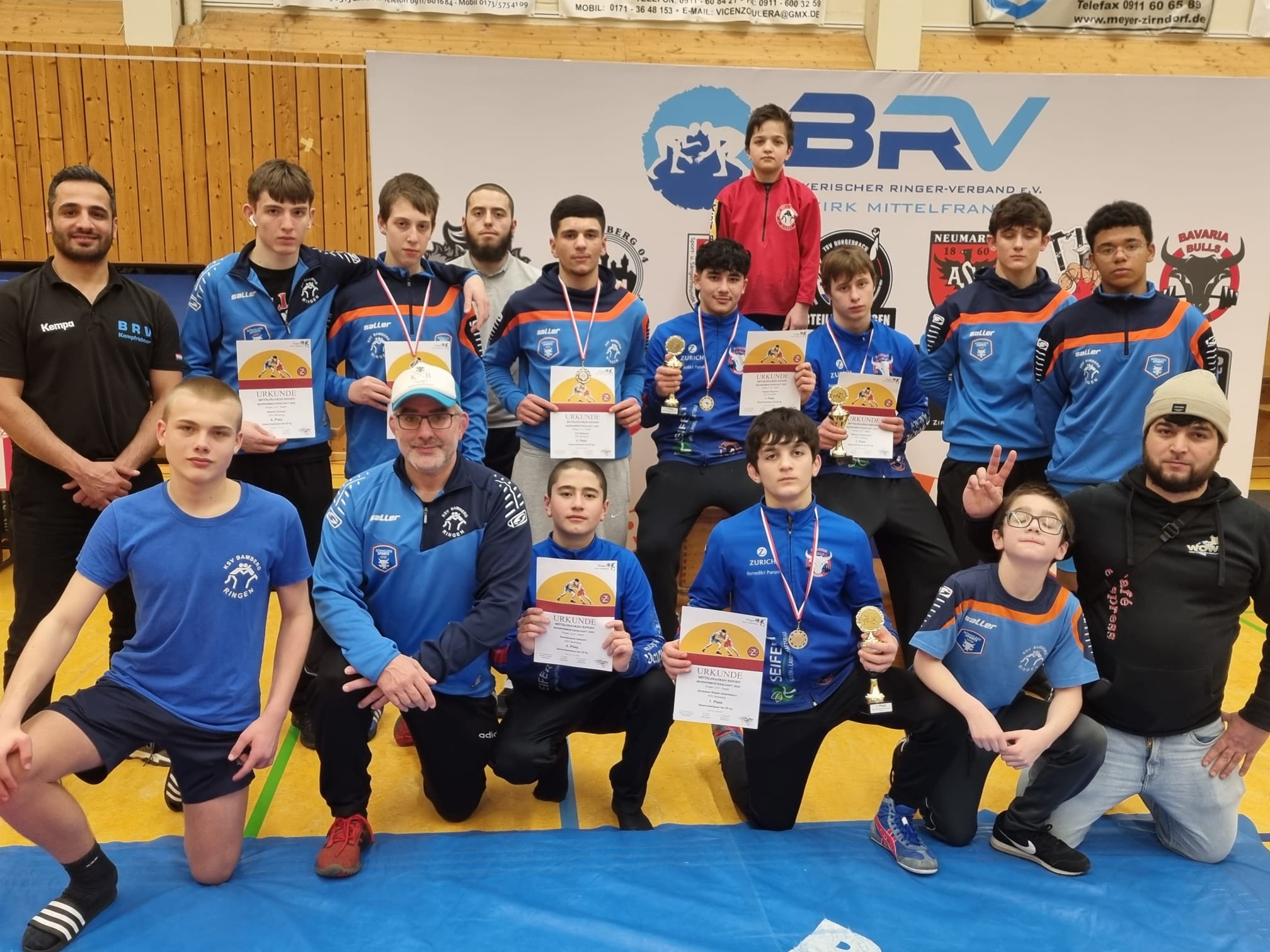 Gruppenfoto Bezirksmeisterschaften U17 Freistil 2025